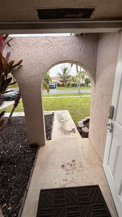 Activo con contrato: $539,500 (3 camas, 2 baños, 1620 Pies cuadrados)