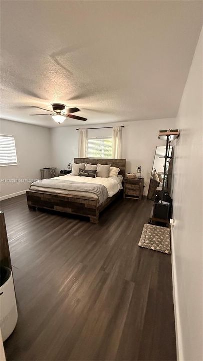 Activo con contrato: $539,500 (3 camas, 2 baños, 1620 Pies cuadrados)