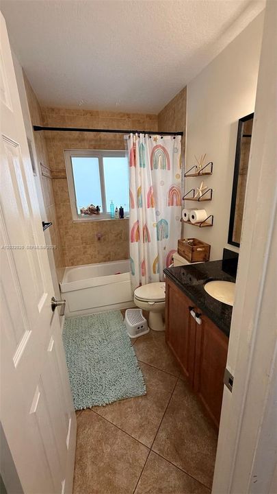 Activo con contrato: $539,500 (3 camas, 2 baños, 1620 Pies cuadrados)
