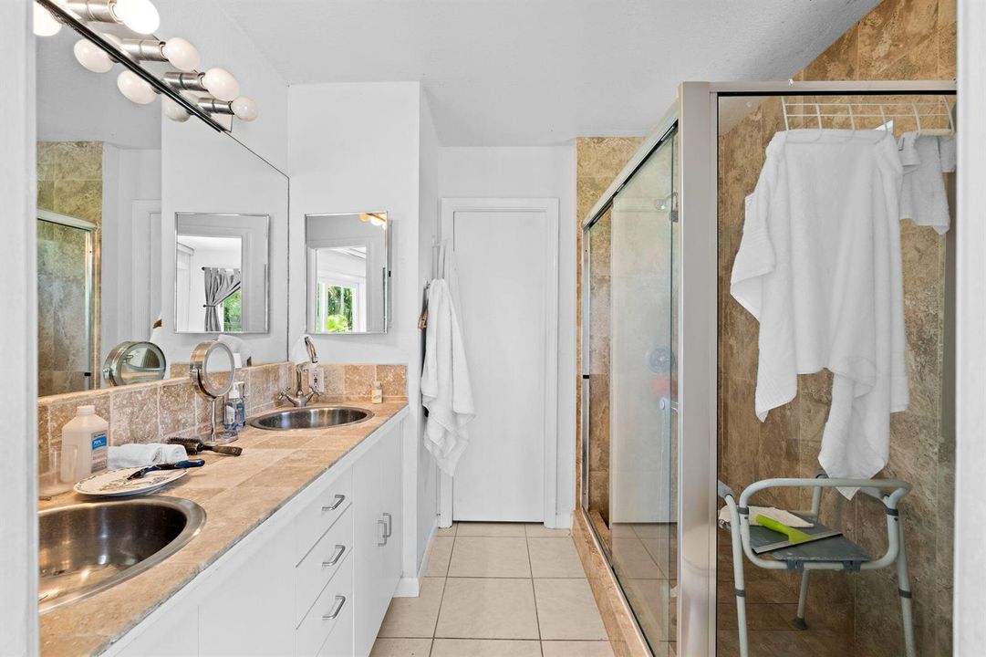 20-web-or-mls-A7406488