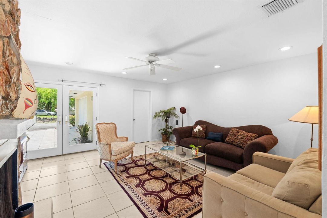 14-web-or-mls-A7406512