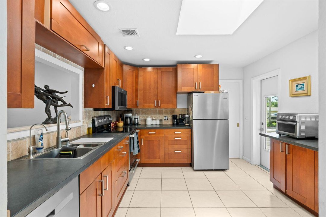 7-web-or-mls-A7406521