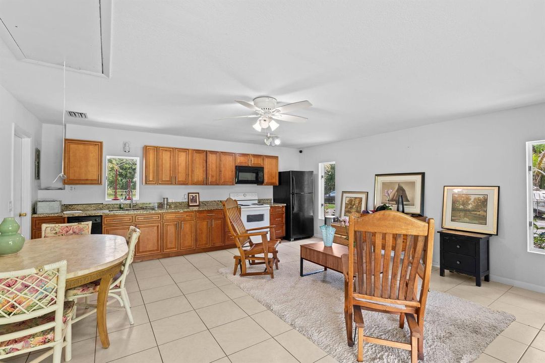 6-web-or-mls-A7406476