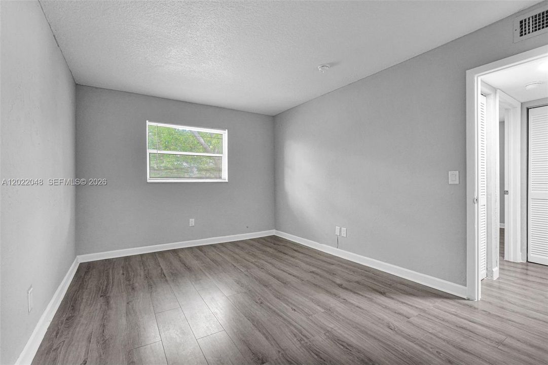 For Rent: $2,200 (3 beds, 2 baths, 771 Square Feet)