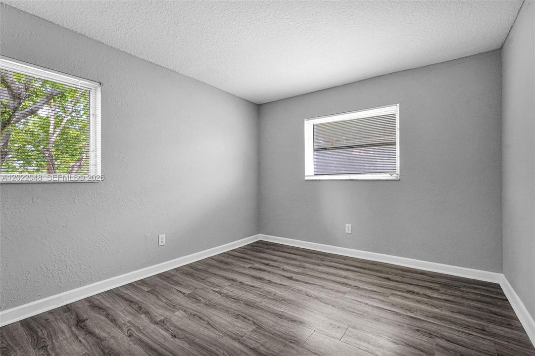 For Rent: $2,200 (3 beds, 2 baths, 771 Square Feet)