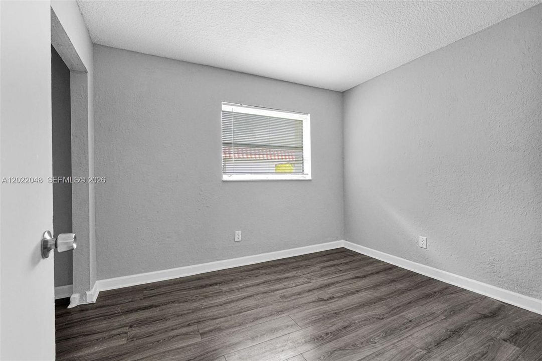 For Rent: $2,200 (3 beds, 2 baths, 771 Square Feet)