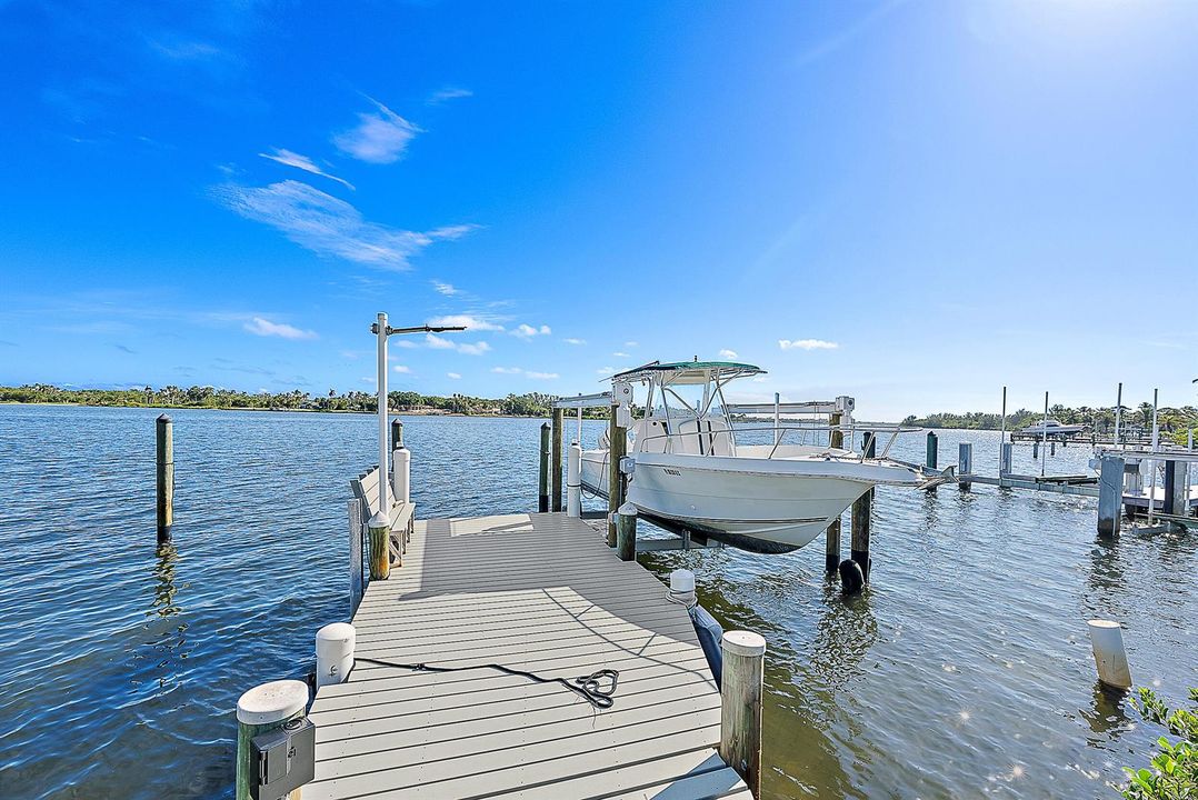 Dock