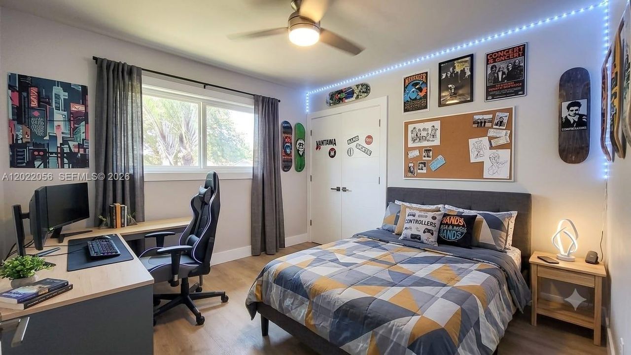 For Sale: $660,000 (4 beds, 2 baths, 1778 Square Feet)