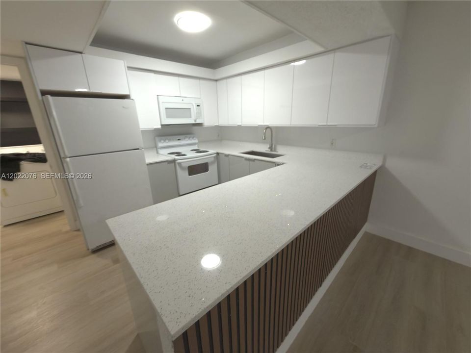 En Venta: $244,900 (2 camas, 1 baños, 800 Pies cuadrados)
