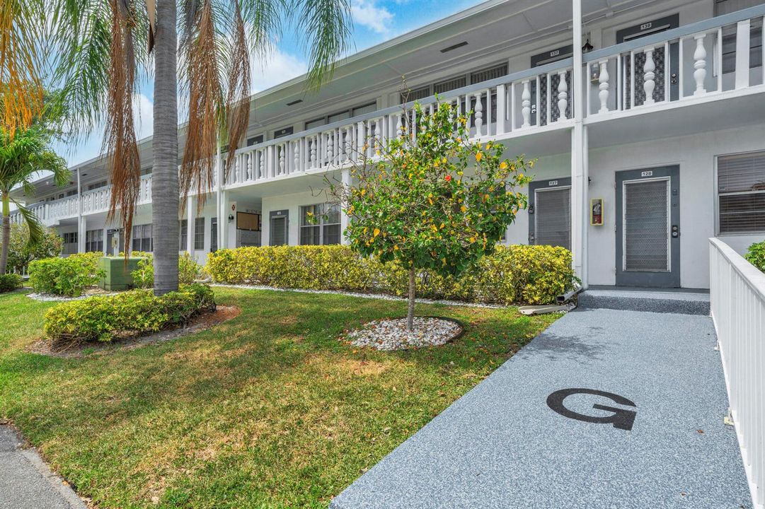 1 Exterior Front (1)