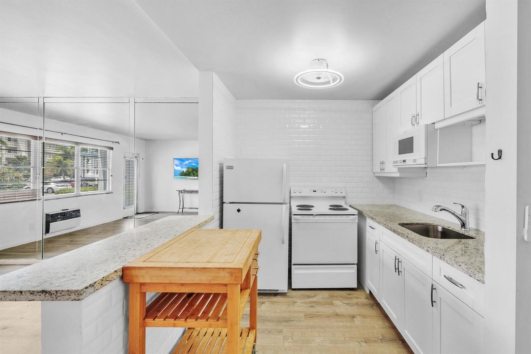 4 Kitchen (4)