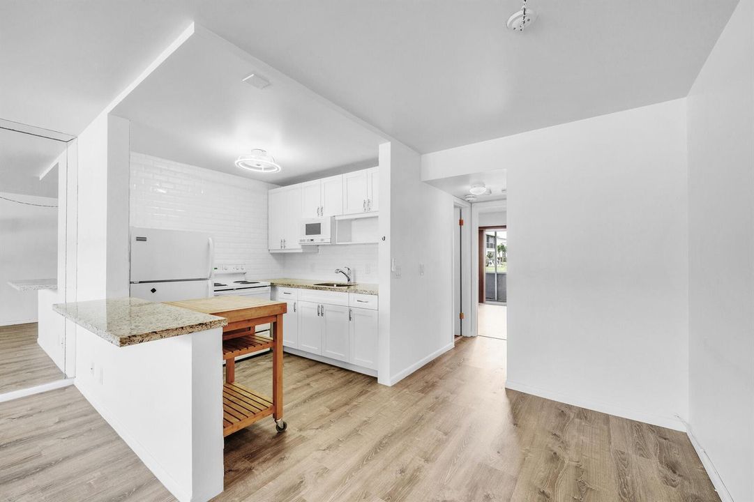 4 Kitchen (2)