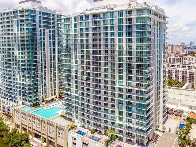 For Sale: $1,000,000 (3 beds, 2 baths, 1524 Square Feet)