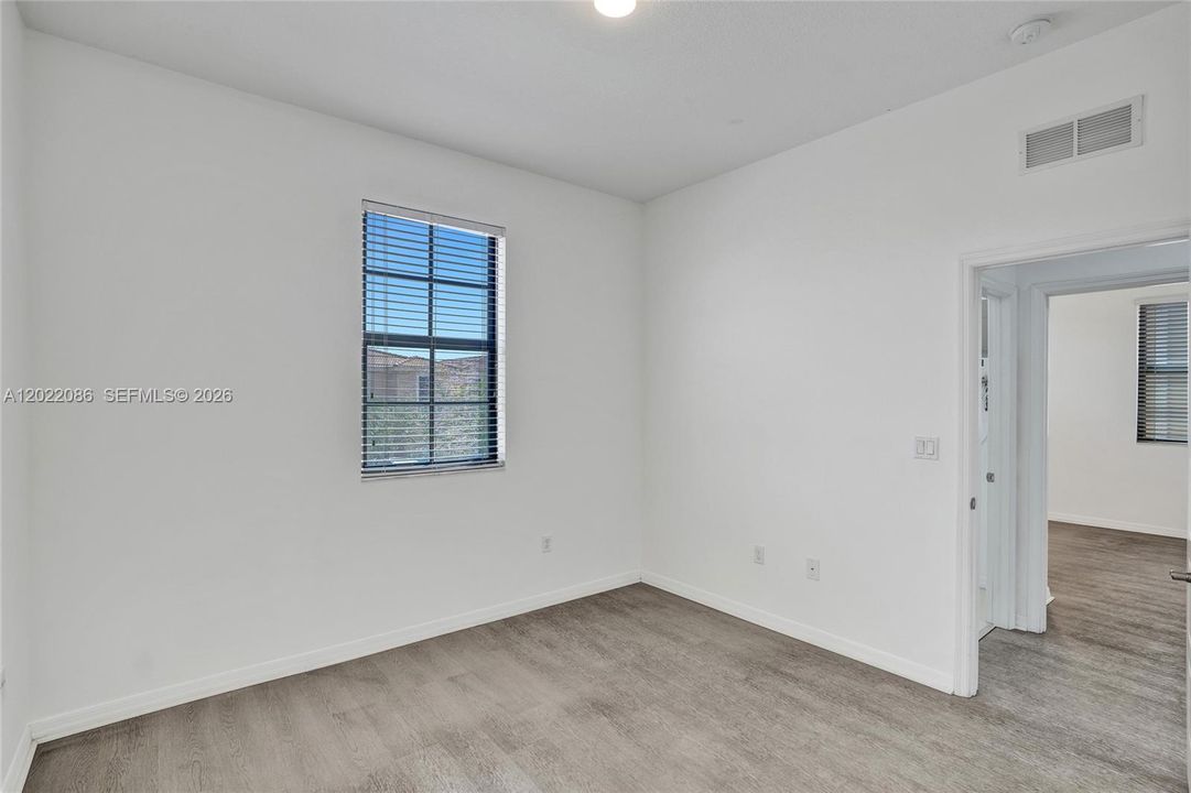 For Sale: $918,000 (4 beds, 2 baths, 2318 Square Feet)