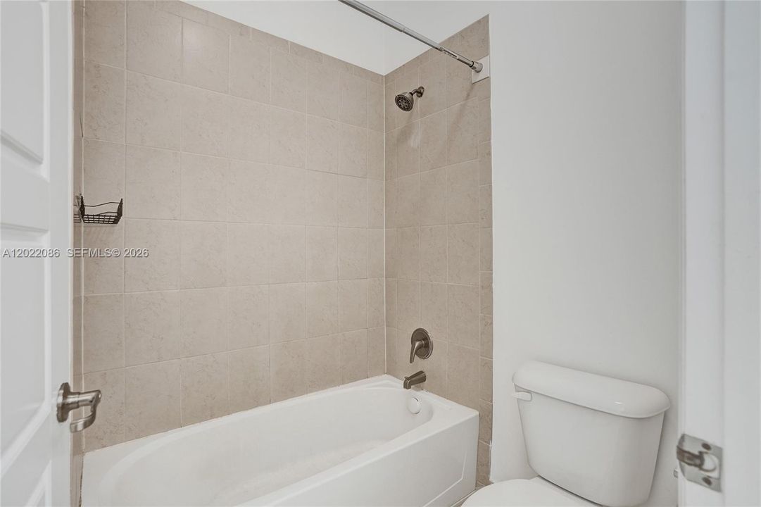 For Sale: $918,000 (4 beds, 2 baths, 2318 Square Feet)
