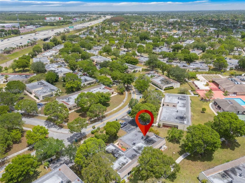 For Sale: $330,000 (2 beds, 2 baths, 1240 Square Feet)
