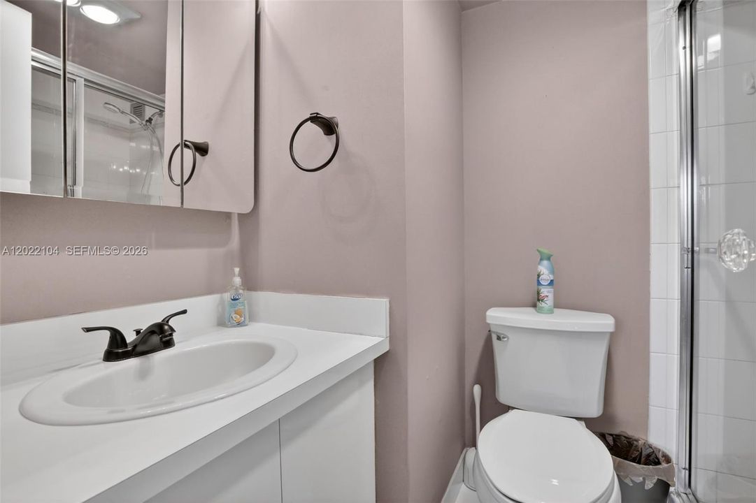 En Venta: $175,000 (3 camas, 2 baños, 1583 Pies cuadrados)