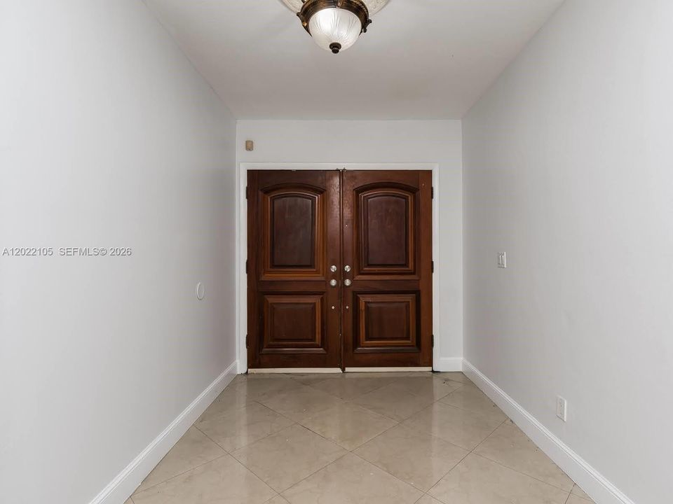For Sale: $829,999 (4 beds, 2 baths, 1887 Square Feet)