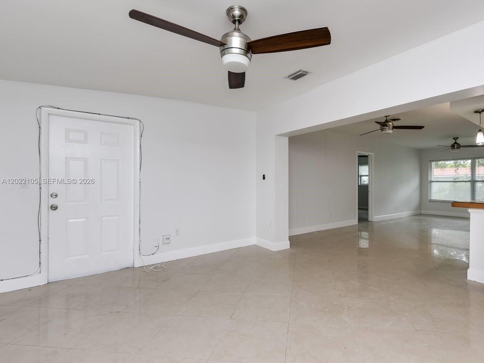 For Sale: $829,999 (4 beds, 2 baths, 1887 Square Feet)