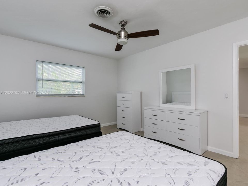 For Sale: $829,999 (4 beds, 2 baths, 1887 Square Feet)