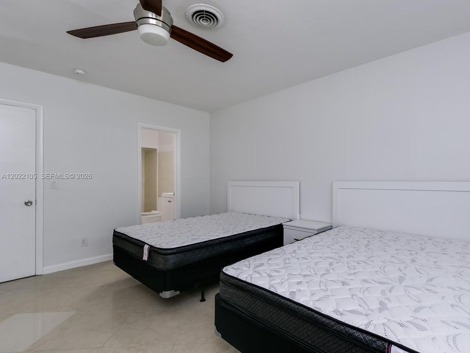 For Sale: $829,999 (4 beds, 2 baths, 1887 Square Feet)