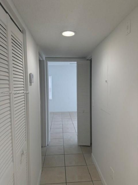 For Rent: $1,900 (2 beds, 1 baths, 1015 Square Feet)