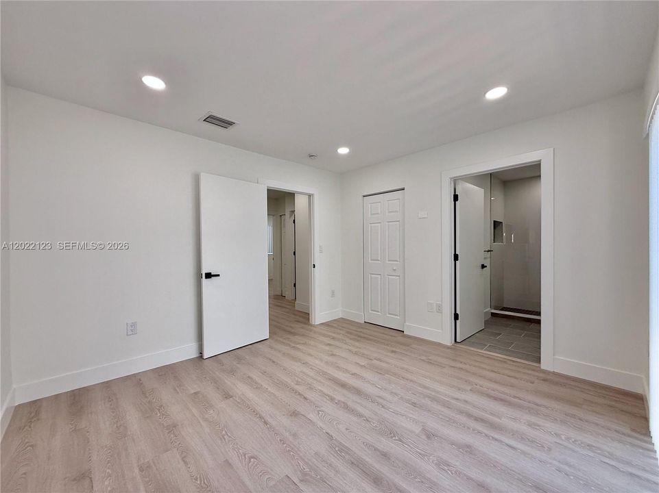 For Sale: $529,000 (3 beds, 2 baths, 1380 Square Feet)