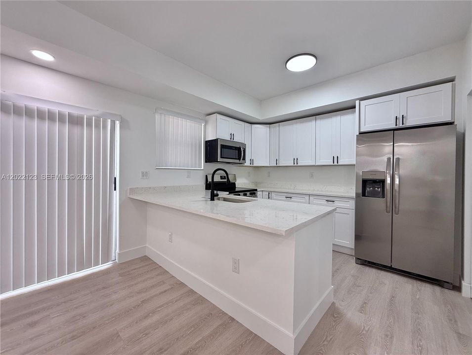 For Sale: $529,000 (3 beds, 2 baths, 1380 Square Feet)