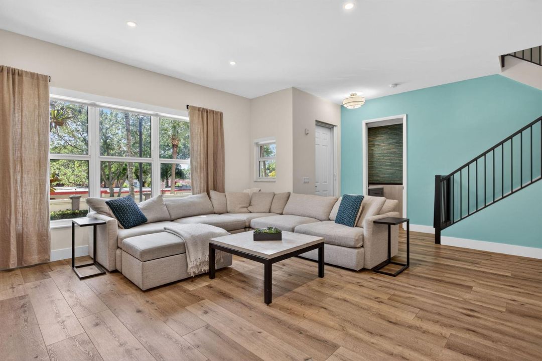 12-web-or-mls-2609-2217