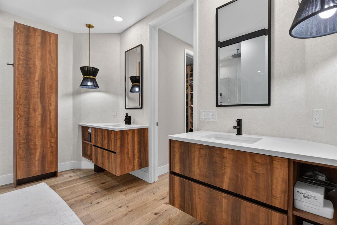 47-web-or-mls-2609-2407