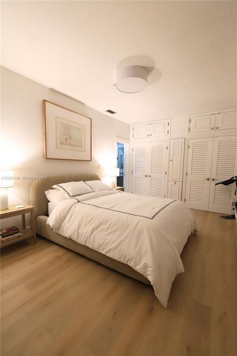 For Rent: $6,500 (2 beds, 2 baths, 1136 Square Feet)