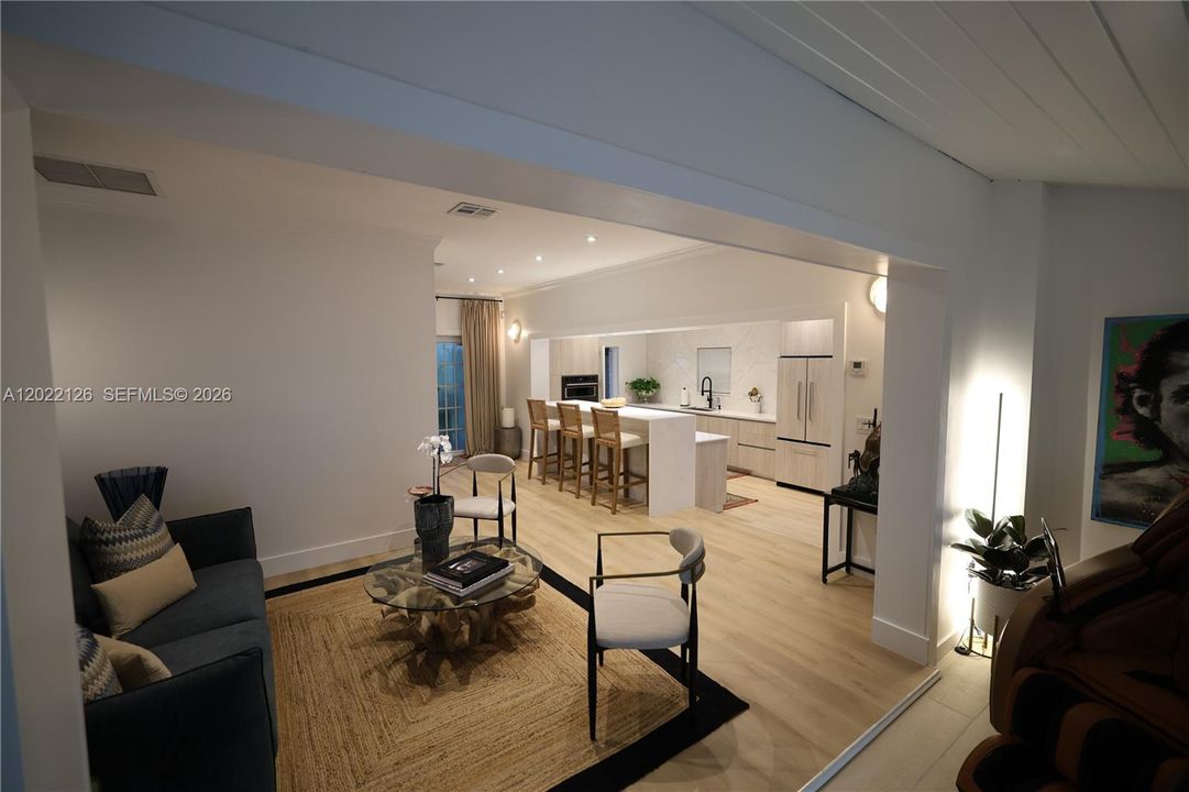 For Rent: $6,500 (2 beds, 2 baths, 1136 Square Feet)