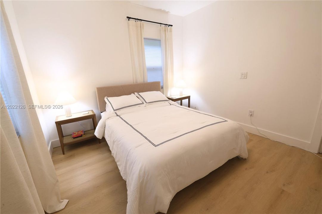 For Rent: $6,500 (2 beds, 2 baths, 1136 Square Feet)