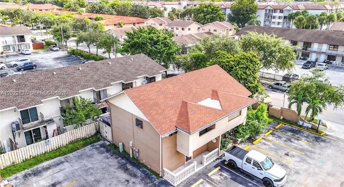 En Venta: $340,000 (3 camas, 2 baños, 1182 Pies cuadrados)