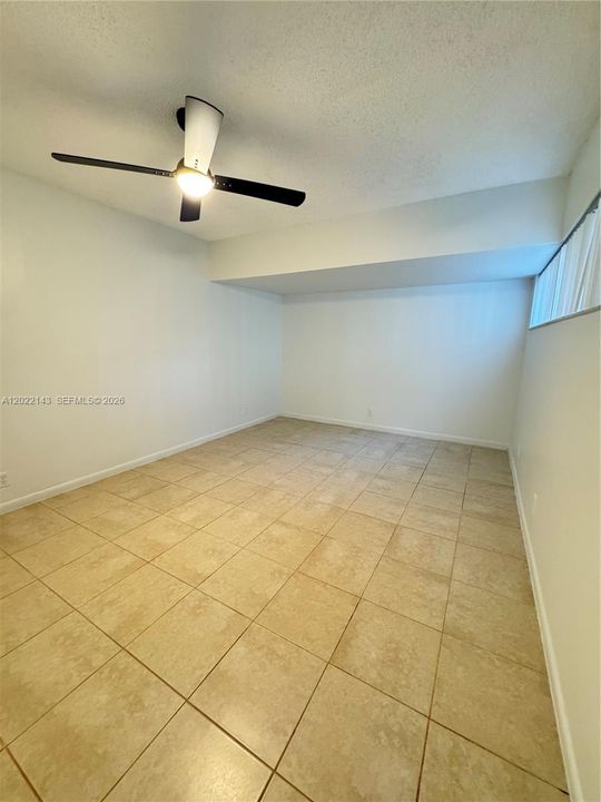 Active With Contract: $2,850 (3 beds, 2 baths, 1770 Square Feet)