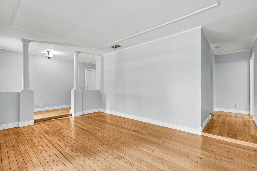 024-1775Southwest8thStreet-BocaRaton-FL-