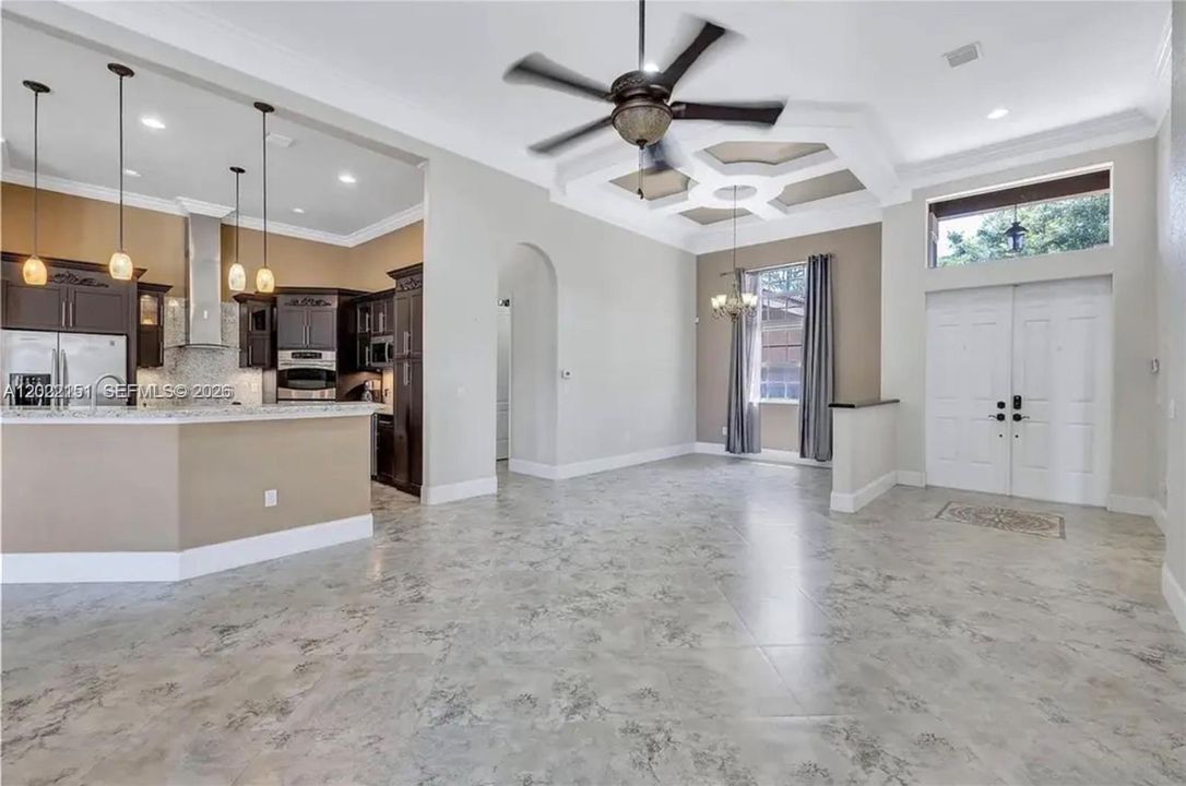 Active With Contract: $750,000 (4 beds, 3 baths, 2422 Square Feet)