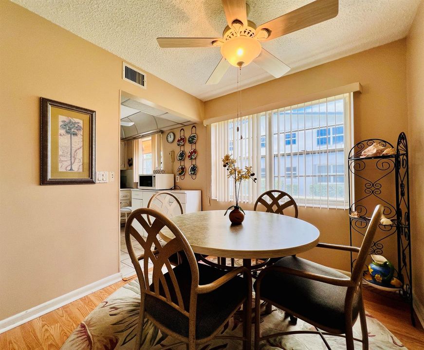 Dining Area to Kitchen