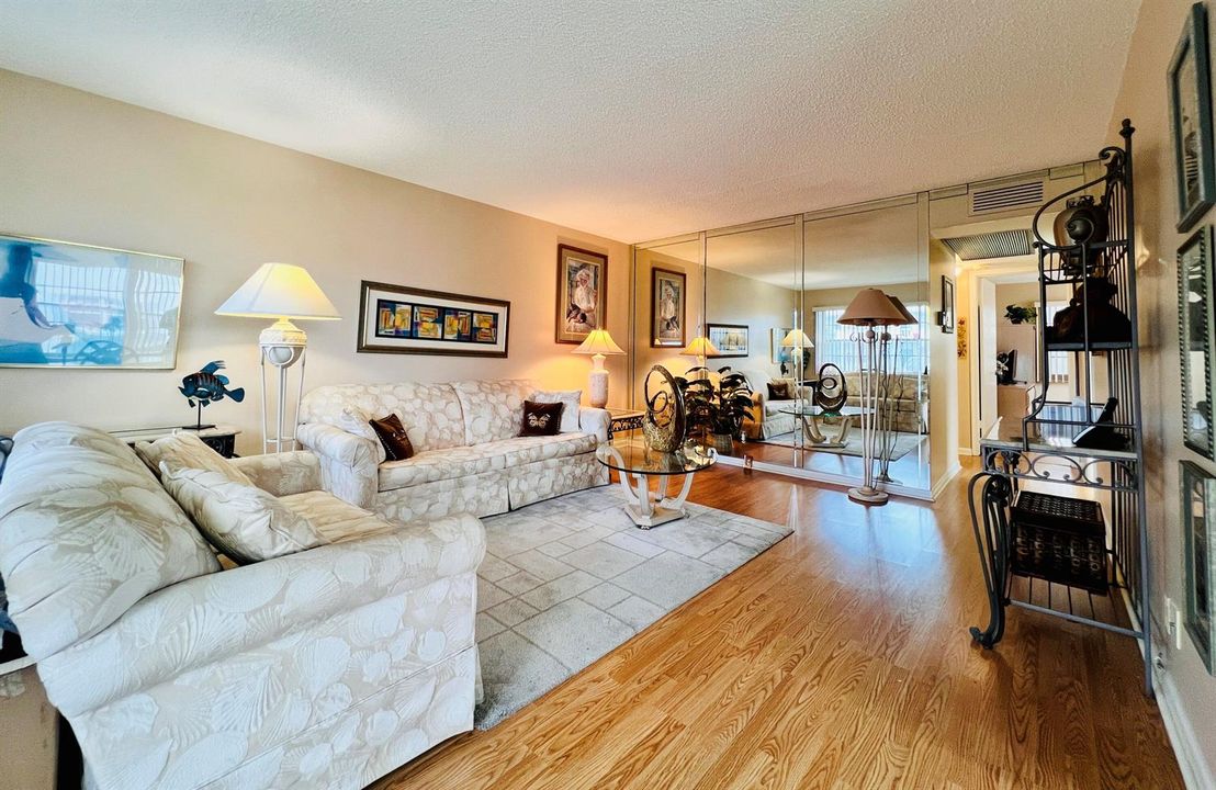 Gracious Living Area