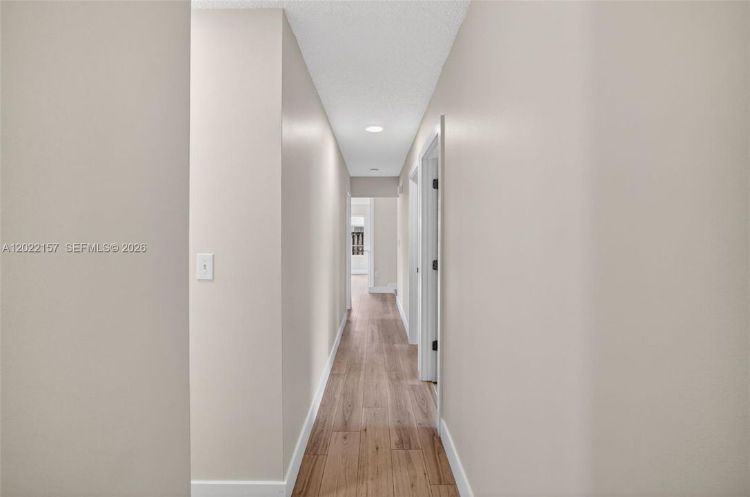 Hallway to bedrooms