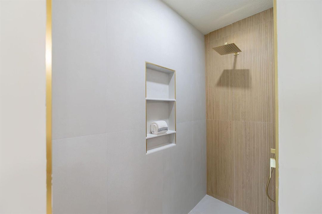 20-web-or-mls-DSC04299