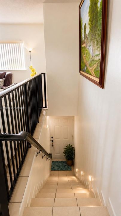 En Venta: $300,000 (2 camas, 2 baños, 980 Pies cuadrados)