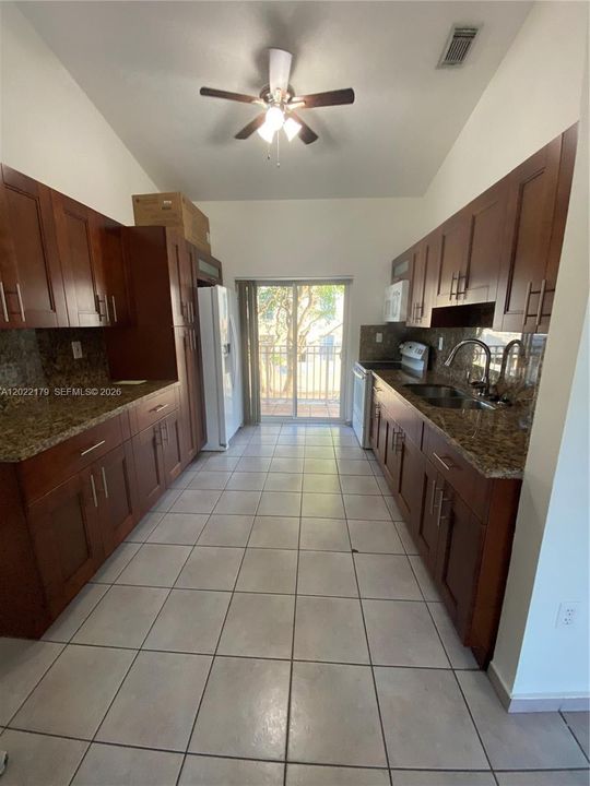 For Sale: $340,000 (3 beds, 2 baths, 1190 Square Feet)