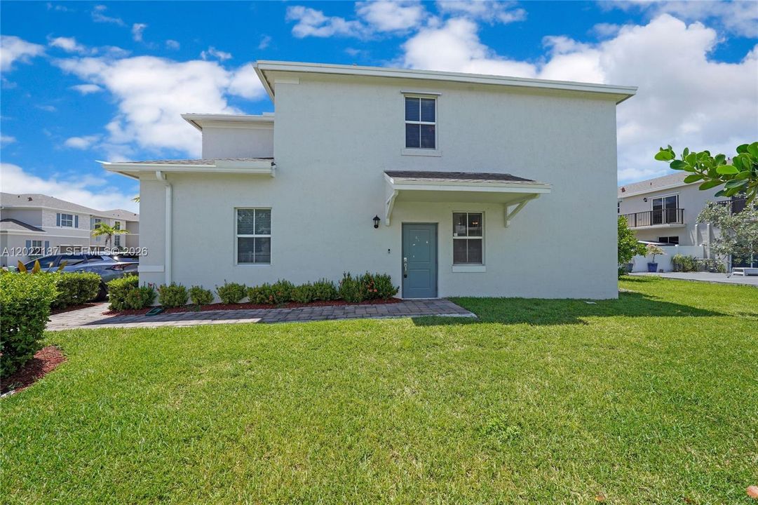 For Sale: $399,315 (4 beds, 3 baths, 1757 Square Feet)