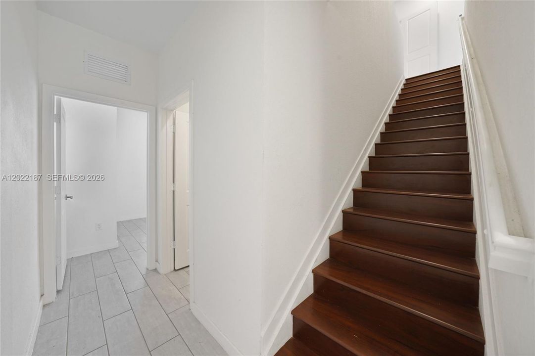 For Sale: $399,315 (4 beds, 3 baths, 1757 Square Feet)
