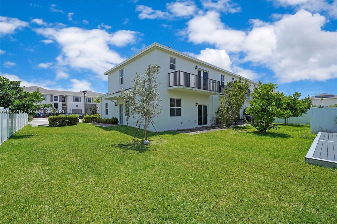 For Sale: $399,315 (4 beds, 3 baths, 1757 Square Feet)