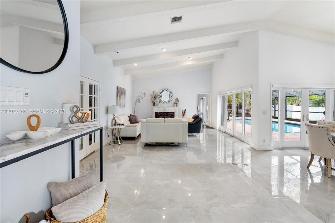 For Sale: $899,000 (4 beds, 2 baths, 2401 Square Feet)