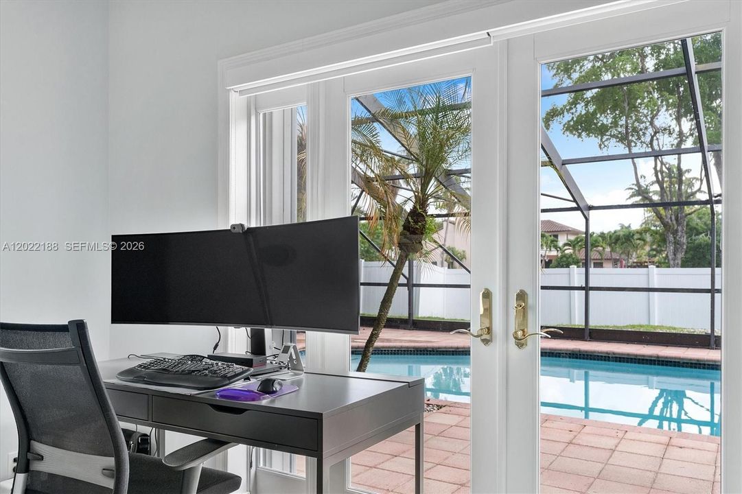 For Sale: $899,000 (4 beds, 2 baths, 2401 Square Feet)