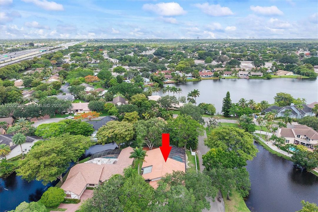 For Sale: $899,000 (4 beds, 2 baths, 2401 Square Feet)