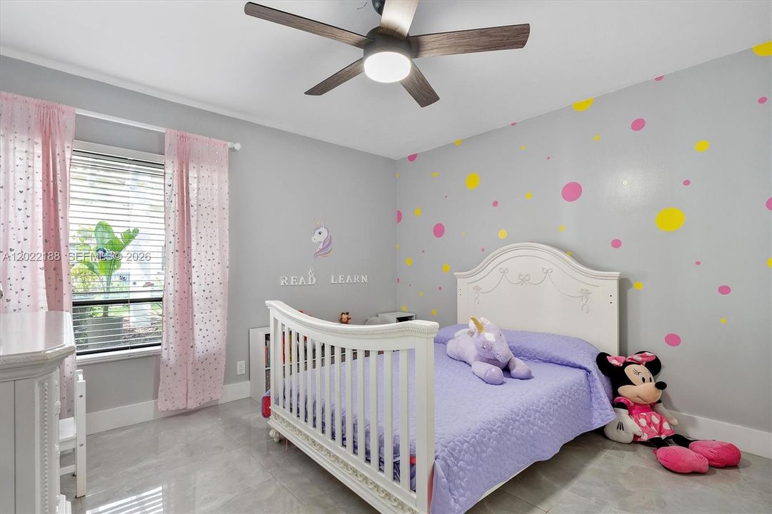 For Sale: $899,000 (4 beds, 2 baths, 2401 Square Feet)